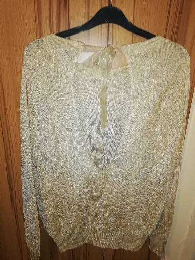 Златиста блуза Бенетон с панделка на гърба