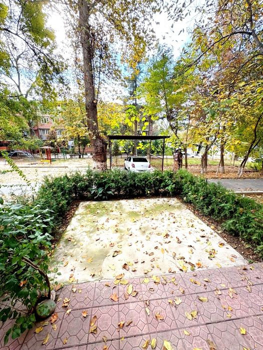 Чиланзар 9, 3/1/4,  кирпич, 68 м², балкон 2x6,