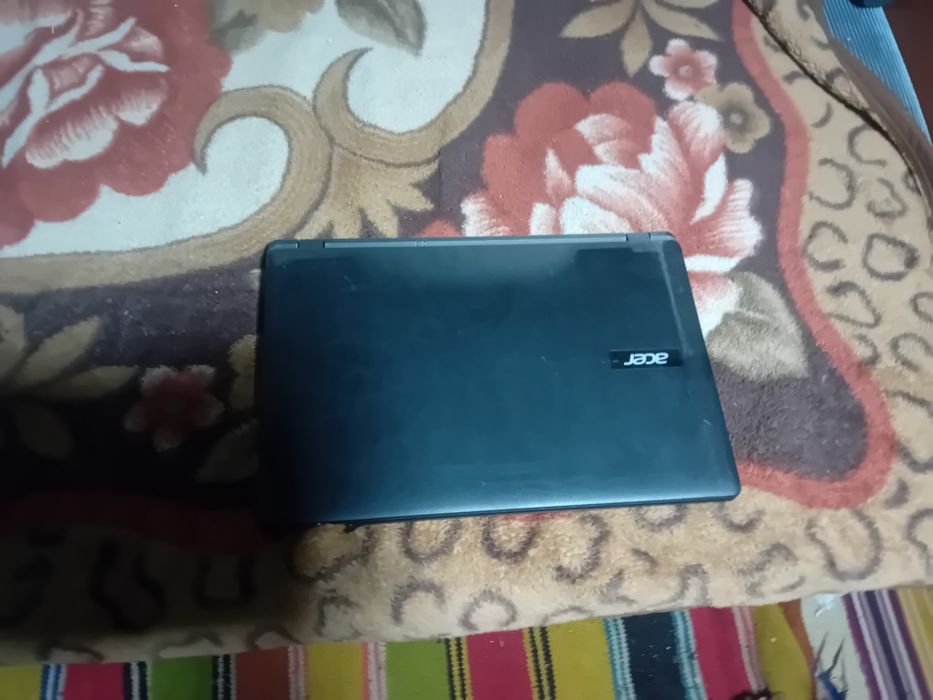 Laptop acer bun folosit