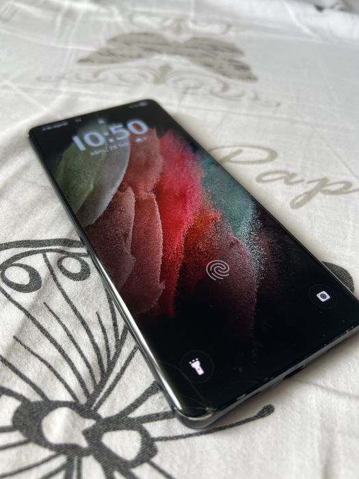 Samsung S21 Ultra impecabil cu accesorii