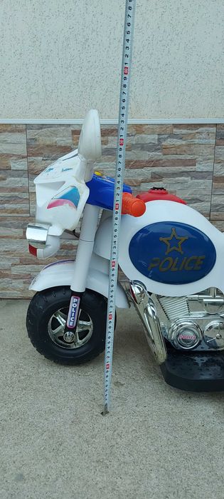 Акомулаторно електрическо полицейско моторче за дете