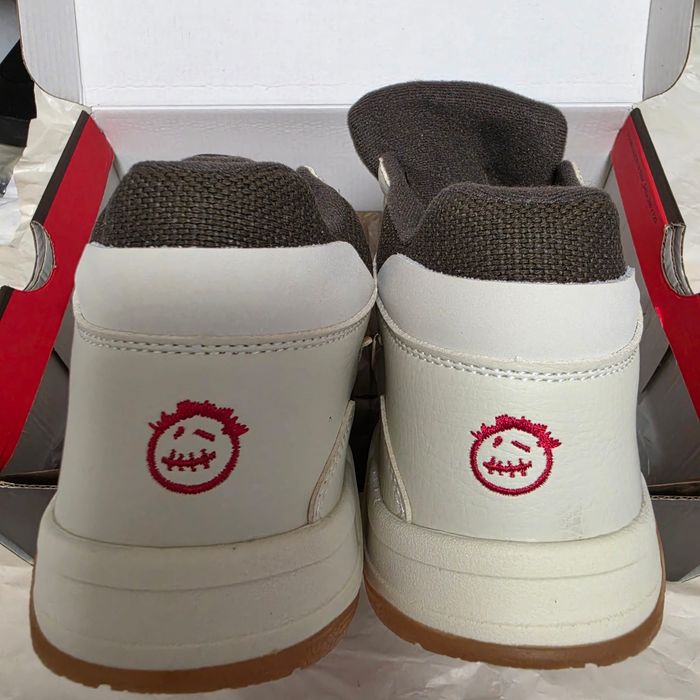 Jordan Jumpman Jack × Travis Scott, 43 – noi cu cutie