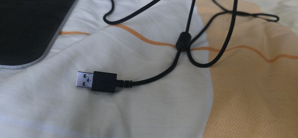Подложка за мишка Razer Firefly v2