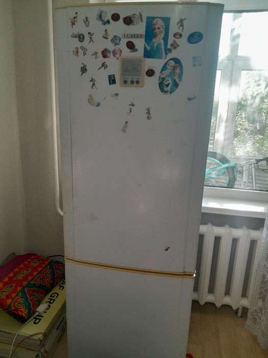 Samsung холодильник продаётся