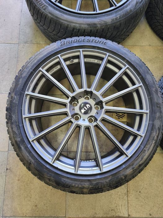 Джанти 5х114.3 Kia Hyundai 20 цола с гуми 245 45 20