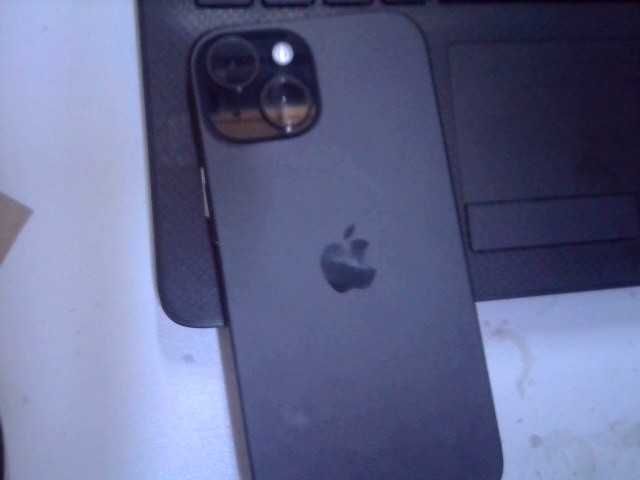 смартфон Apple iPhone 15