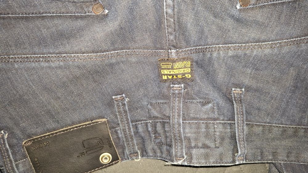 G-STAR панталони