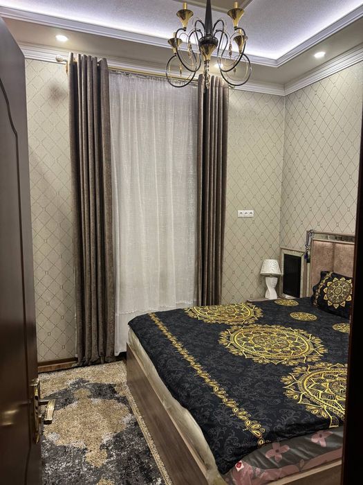 Kvartira sotiladi shayxonyoxur rayon 2/6/6/  60m²