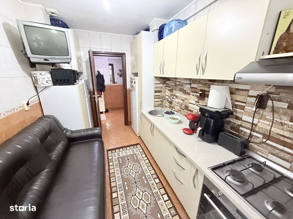 Ap 2 camere 55 mp - mobilat - zona centrala - Str Schelelor