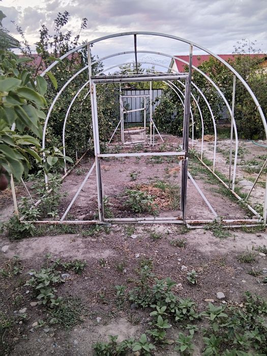 Каркас теплицы продам