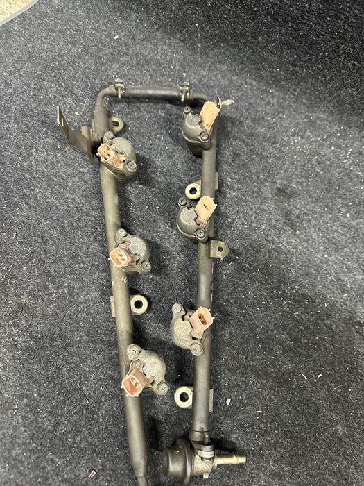 Форсунки Nissan VQ20 2.0l cefiro maxima