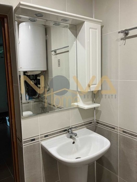 Продава се Двустаен апартамент в Варна, Базар Левски - 70 кв.м за 1815 €/кв.м - Снимка #9