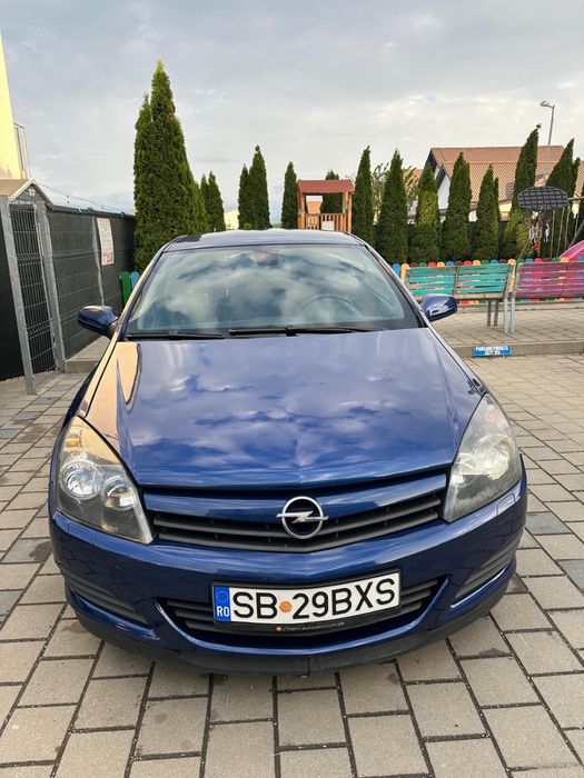 Vand Opel Astra GTC 1,9 din 2005