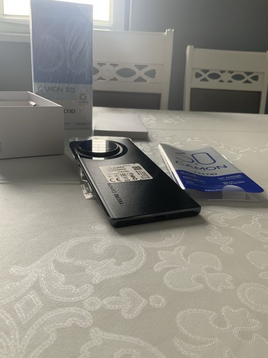 Продам смартфон Techno Camon 30s