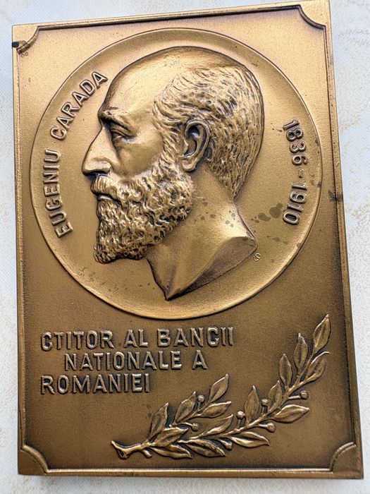 Vând plachetă aniversară din bronz, emisă de Banca Națională a României în anul 1995, cu ocazia împlinirii a 115 ani de la înființarea instituției.