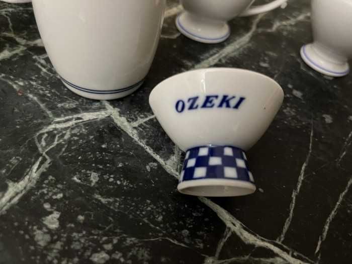 Rafinat set portelan pentru servire sake-tokkuri-ochoko-Japonia