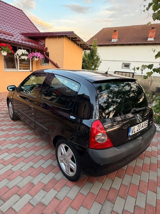 RENAULT Clio 2004 — imagine 3