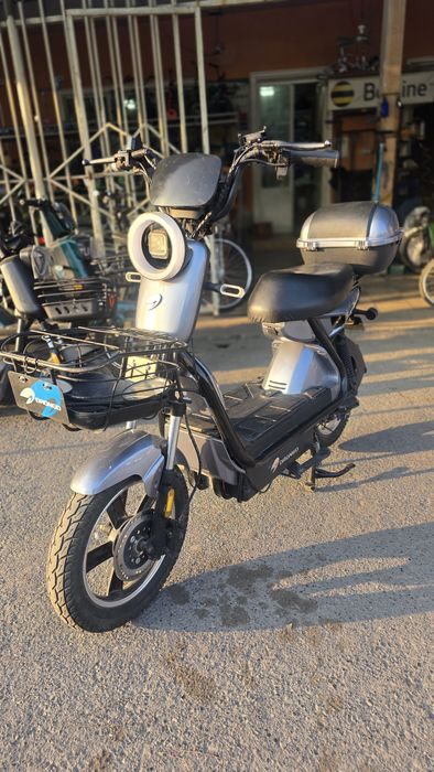 Rabochi DRONGO 16li Jk skuter