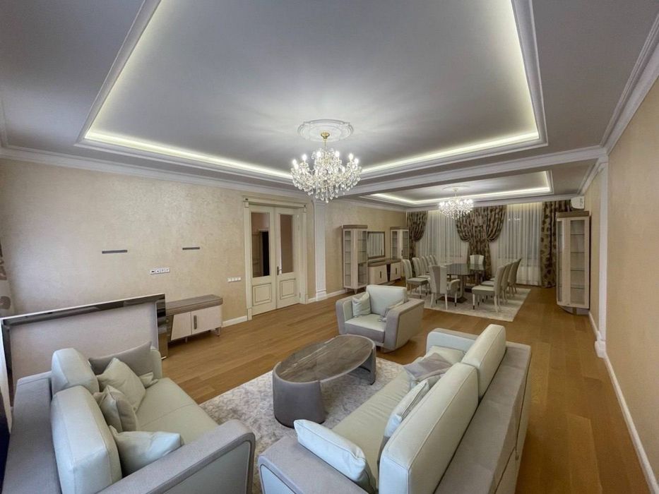 Продаётся добротный дом на Центр Луначарского