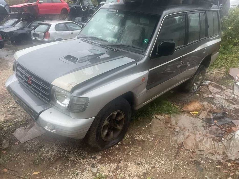 Мицубиши Паджеро 2.8 TDI 2800/ Mitsubishi Pajero 2.8 TDI 2800 на части