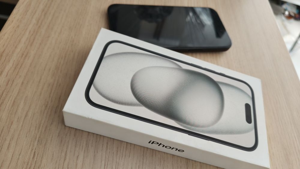 Iphone 15  256GB