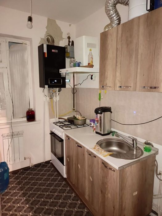 Aeraport yulni ustidan yangi domladan. 1- etaj 3 xonalik.