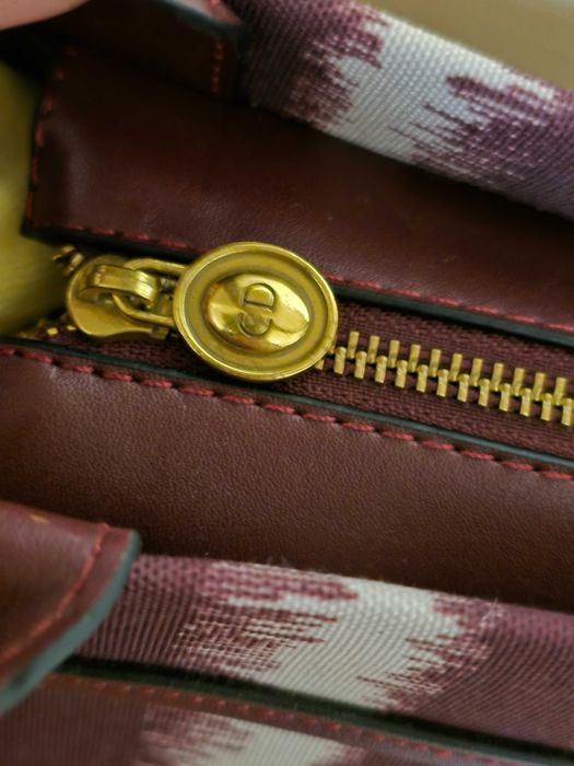 Dior прекрасна дамска чанта