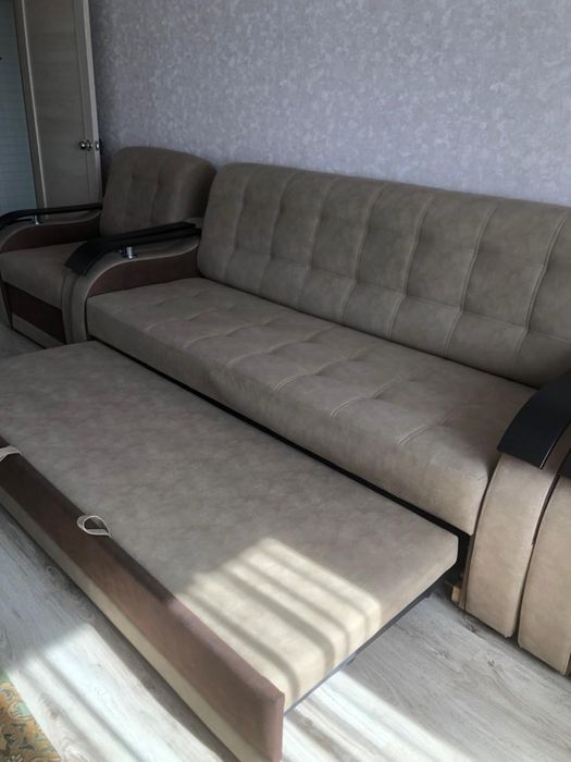 Диван с креслами