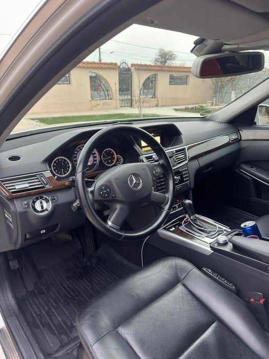 Mercedes E200 PROPRIETAR