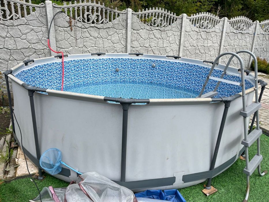 летний бассейн