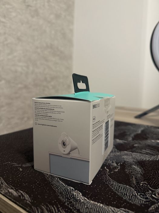 Камера Logitech Brio 300 FULL HD 1080p