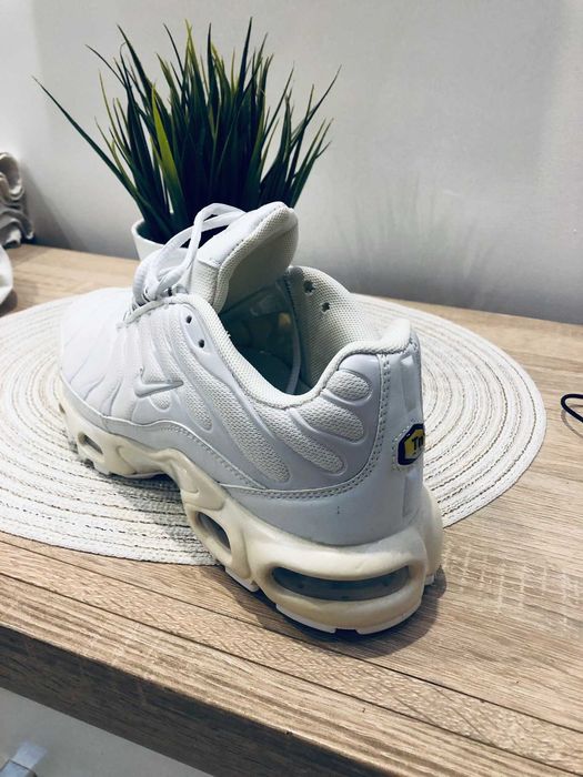 Маратонки Nike AirMax TN бели