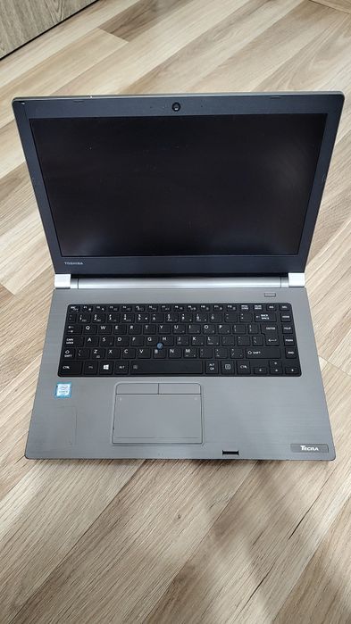 Laptop Toshiba i5 6200U defect