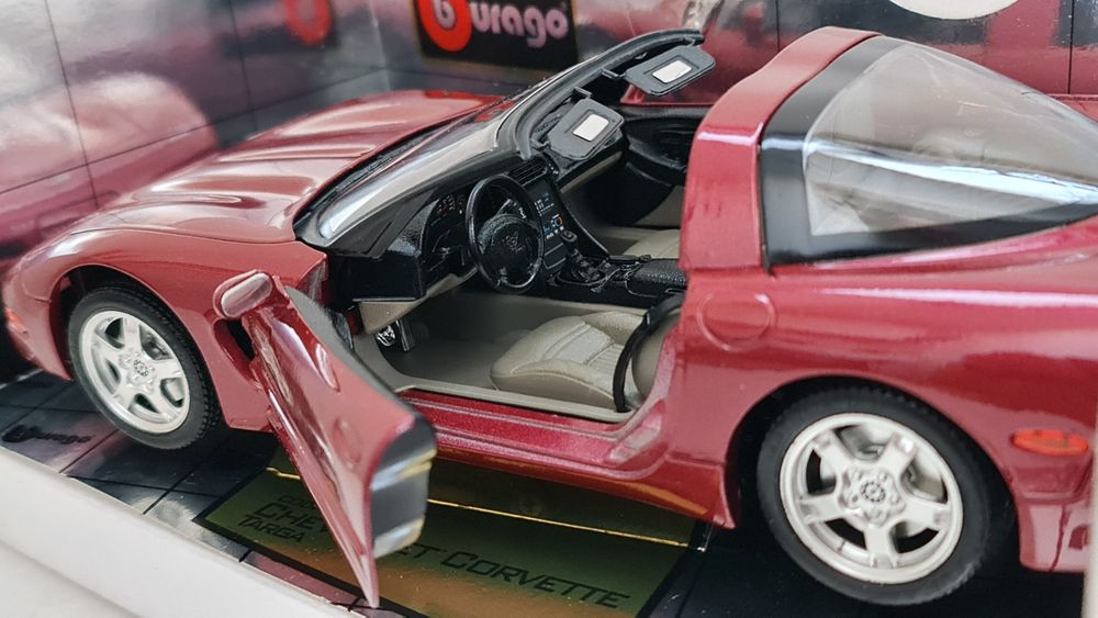 BMW M Roadster CHEVROLET CORVETTE Targa Bburago  1.18