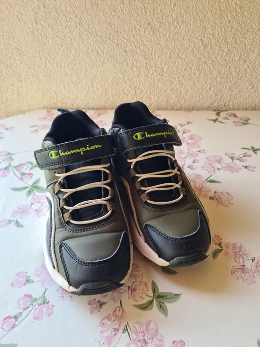 Pantofi sport pentru copii