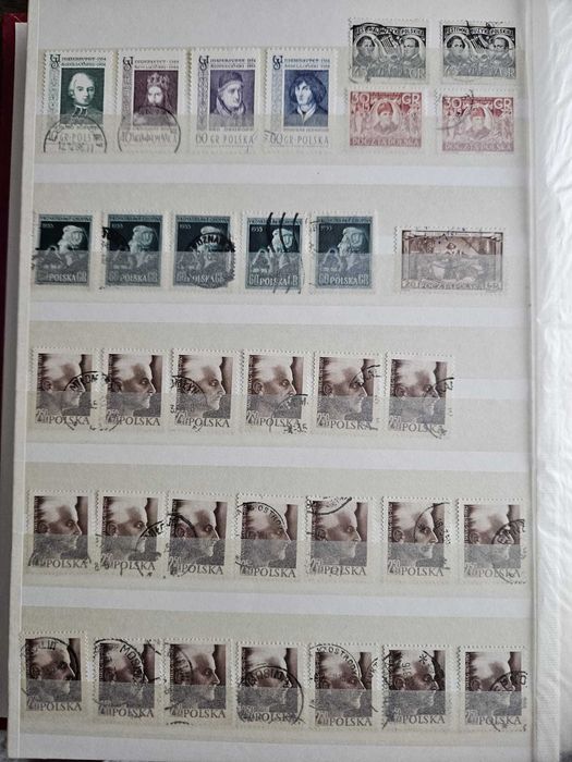 Colecție uriașă timbre Polonia: 35 pagini, ~1000 buc, serii complete + duplicate
