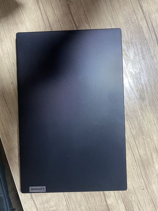 Срочно проодаю Lenovo V15 G2 ITL i5-11 поколения
