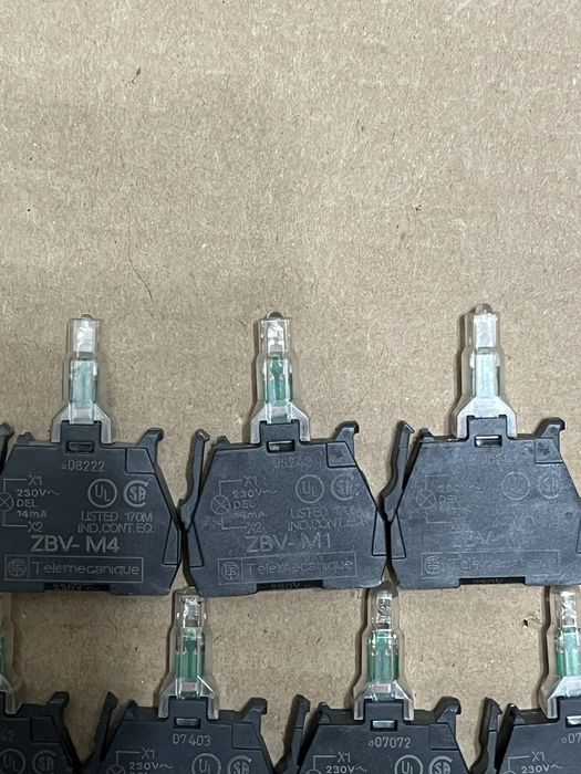 11 × Telemecanique ZBV-M1 M3 M4 – Module LED 230-240V pentru butoane Ø22mm