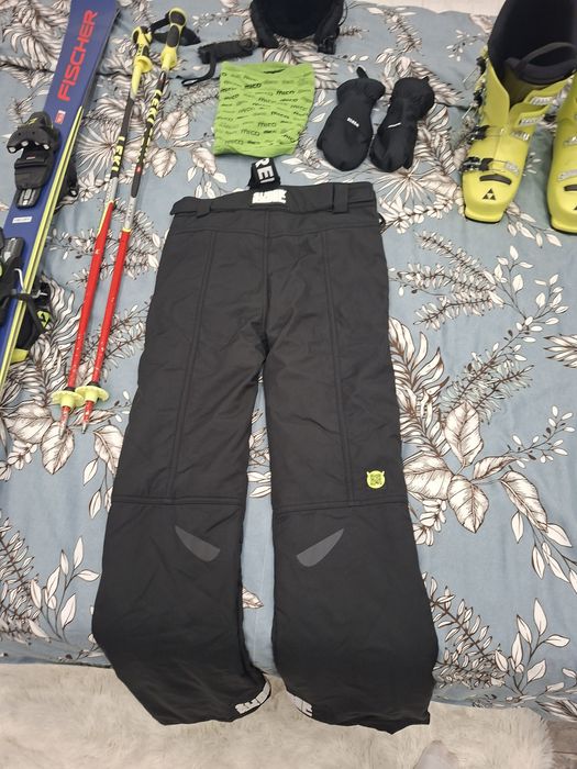 Vand echipament de schi/ski