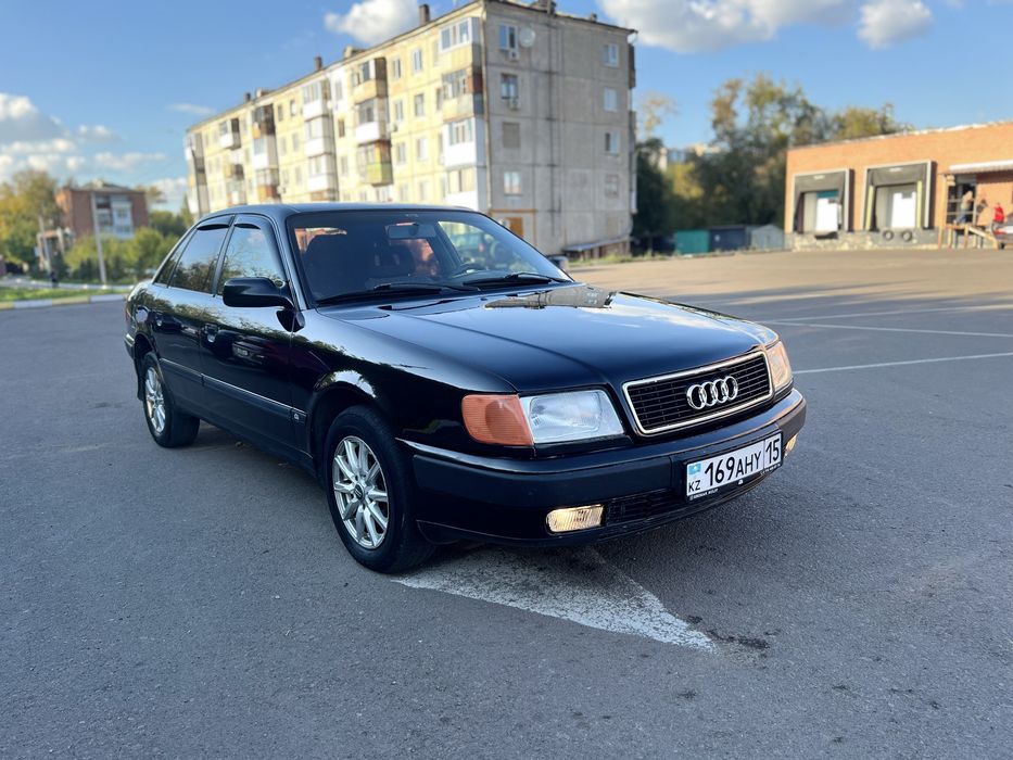 Продам Audi 100 C4