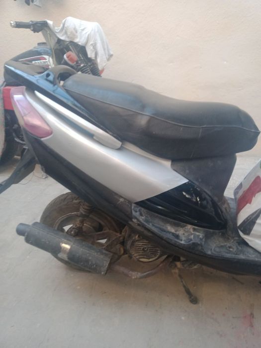 Скутер 150кубли сотилади