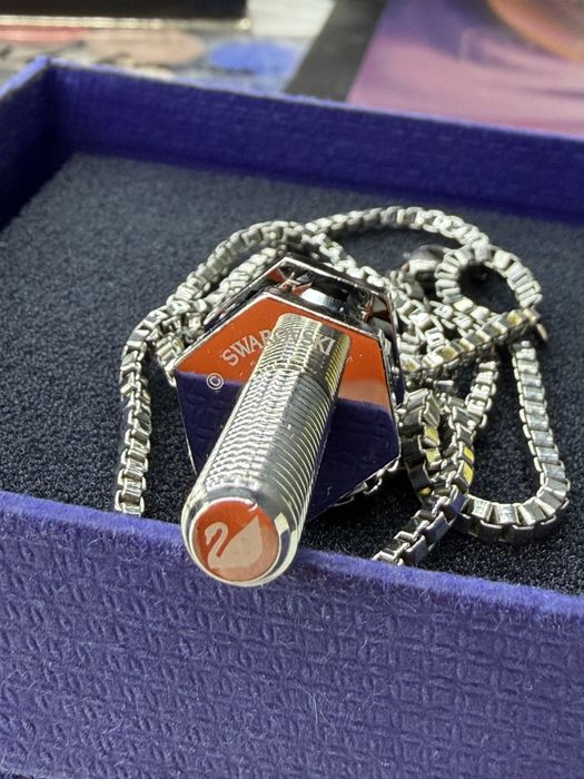 Lanț swarovski surub