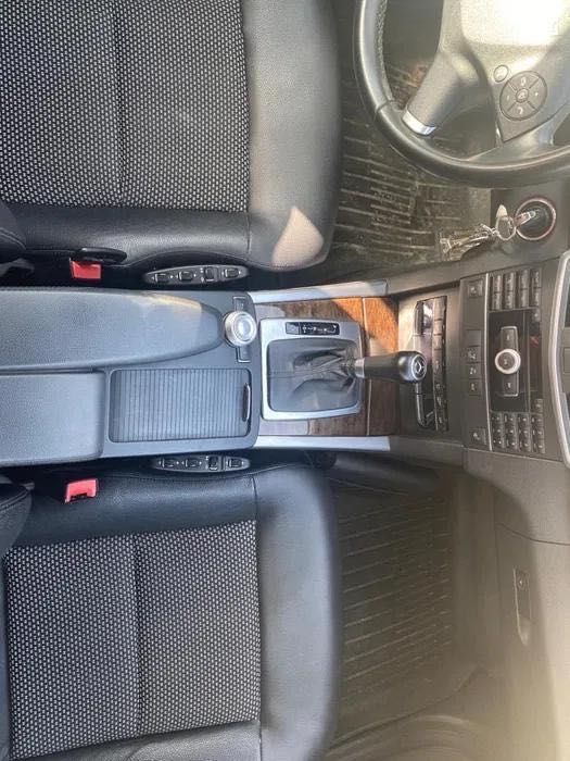 MERCEDES-BENZ E-Class 2011 — imagine 5