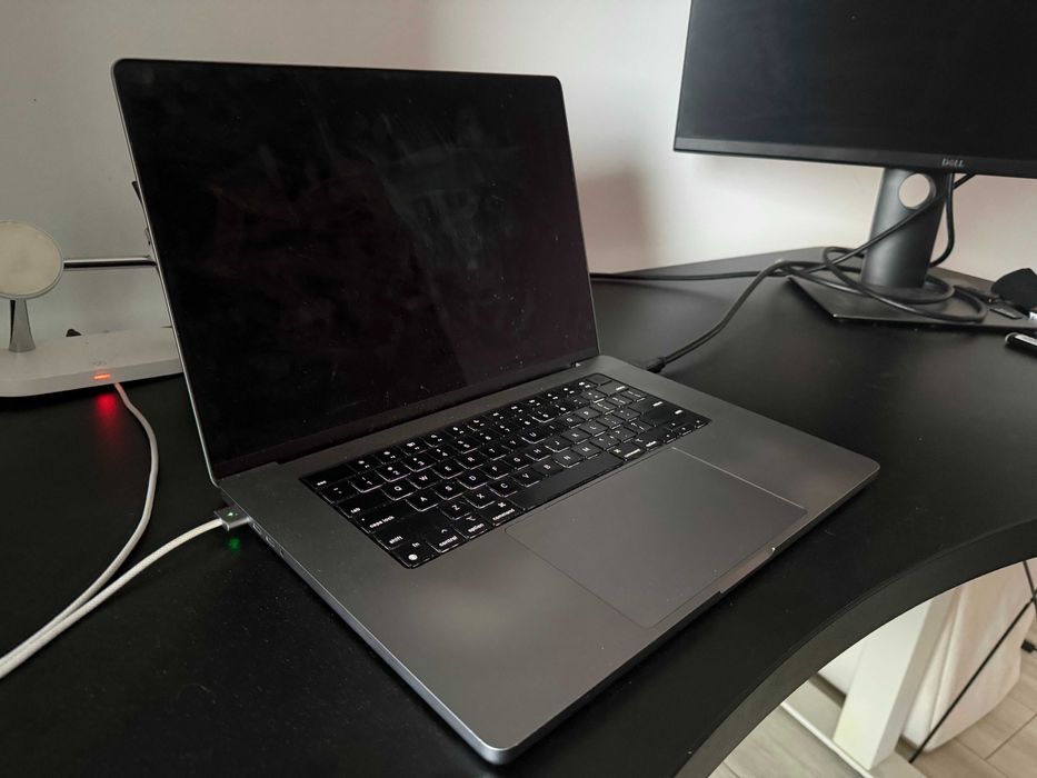 Laptop Apple Macbook Pro M1 Max 16" Space Gray 32 GB Ram 1 TB SSD 2021