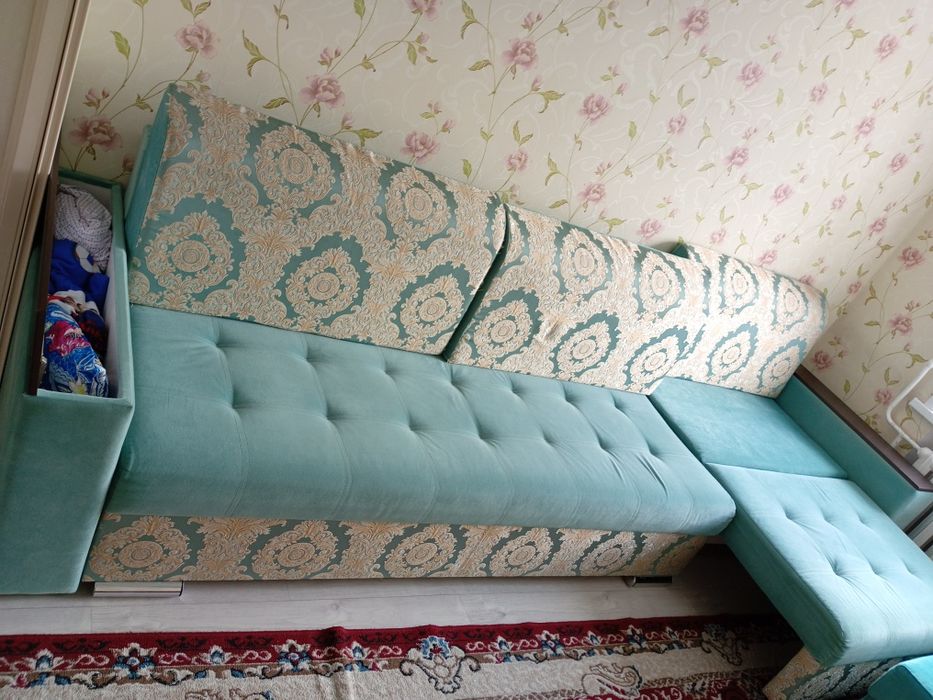 Продам диван 340 длина