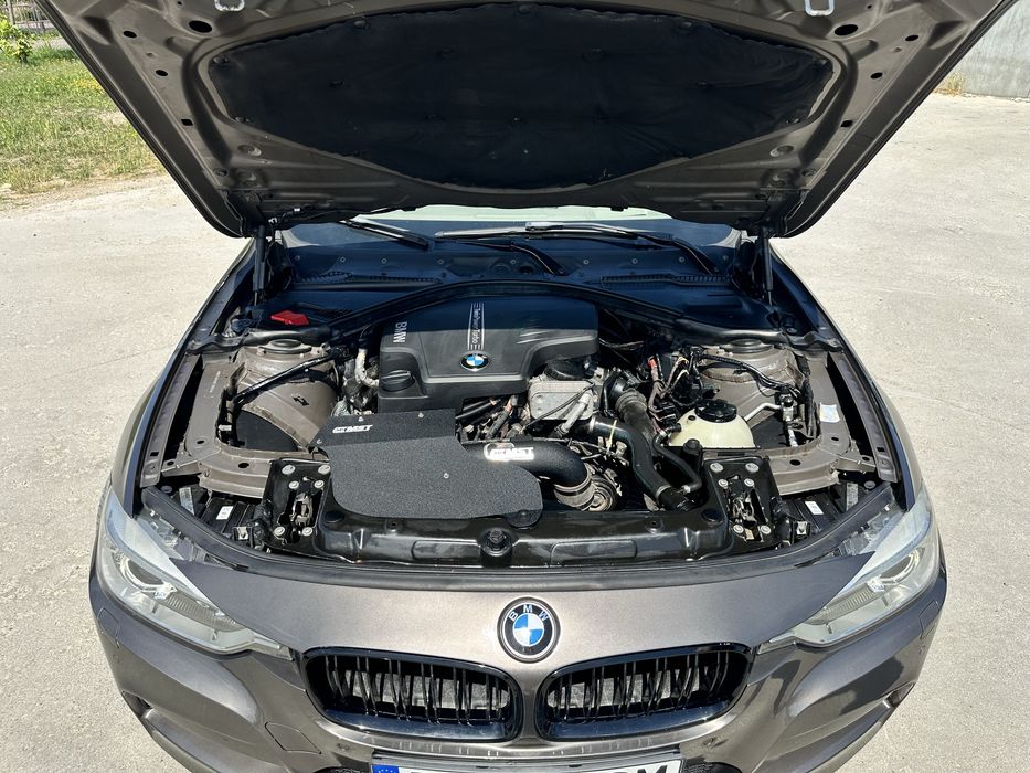 BMW Seria 3 328i