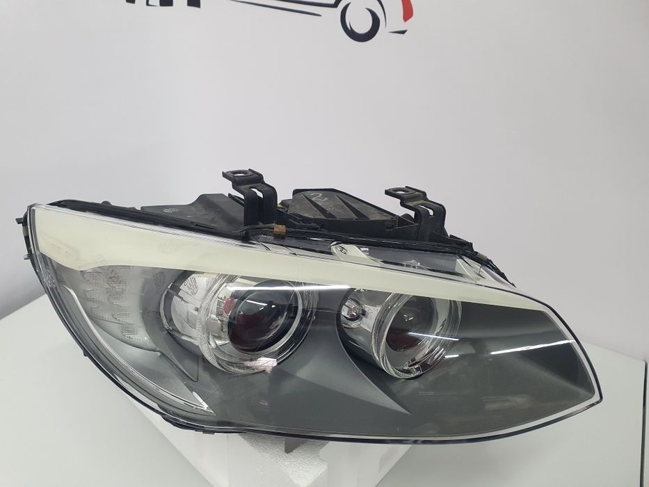Фар за BMW 3 E92 E93.