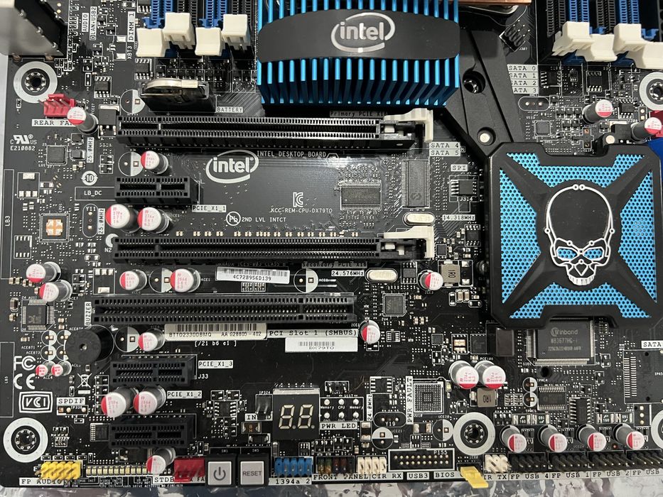 Placa baza Gaming Intel DX79TO Extreme,Intel I7 3820,Cooler Dynatron