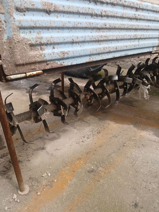 Фреза сотилади 2х30