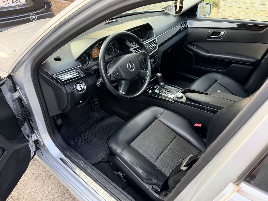MERCEDES-BENZ E-Class 2010 — imagine 3